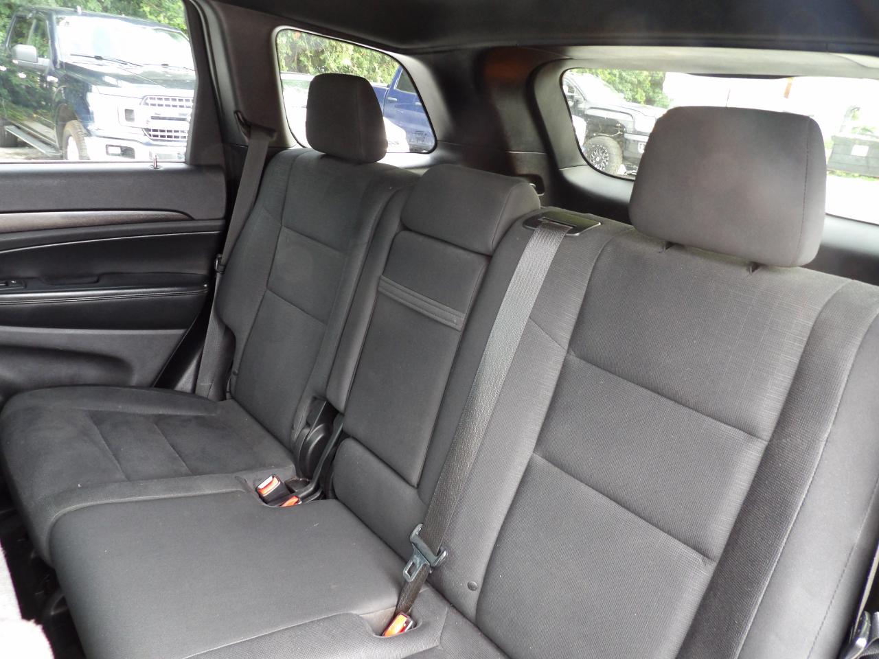 Jeep Grand Cherokee 4WD 4dr Laredo 2015