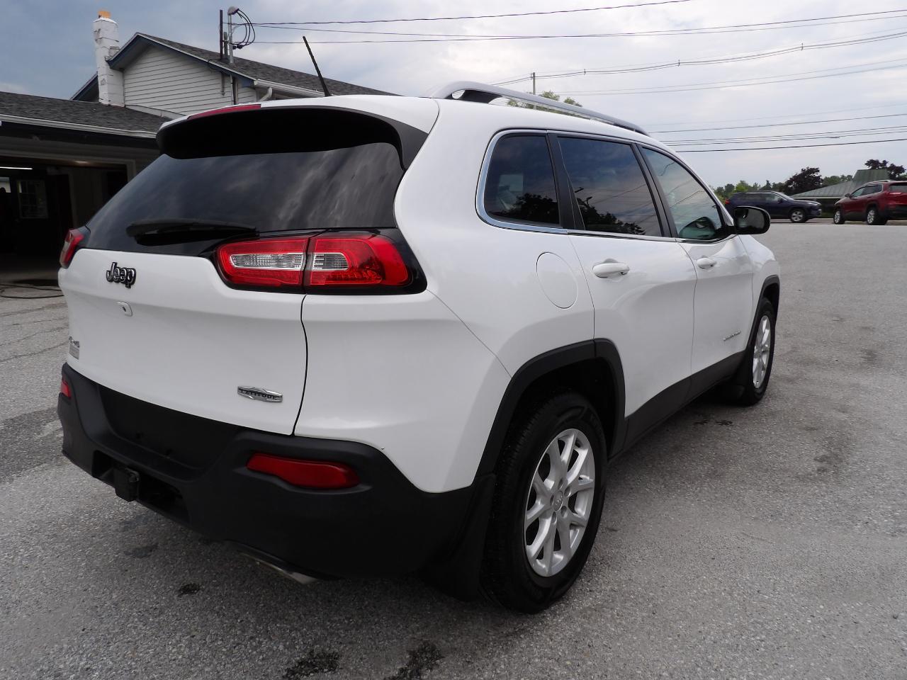 Jeep Cherokee 4WD 4dr Latitude 2015