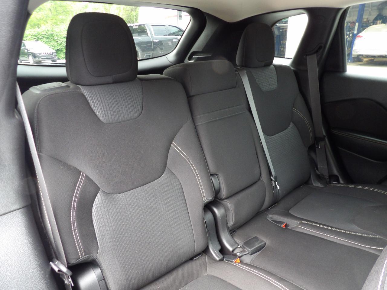 Jeep Cherokee 4WD 4dr Latitude 2015