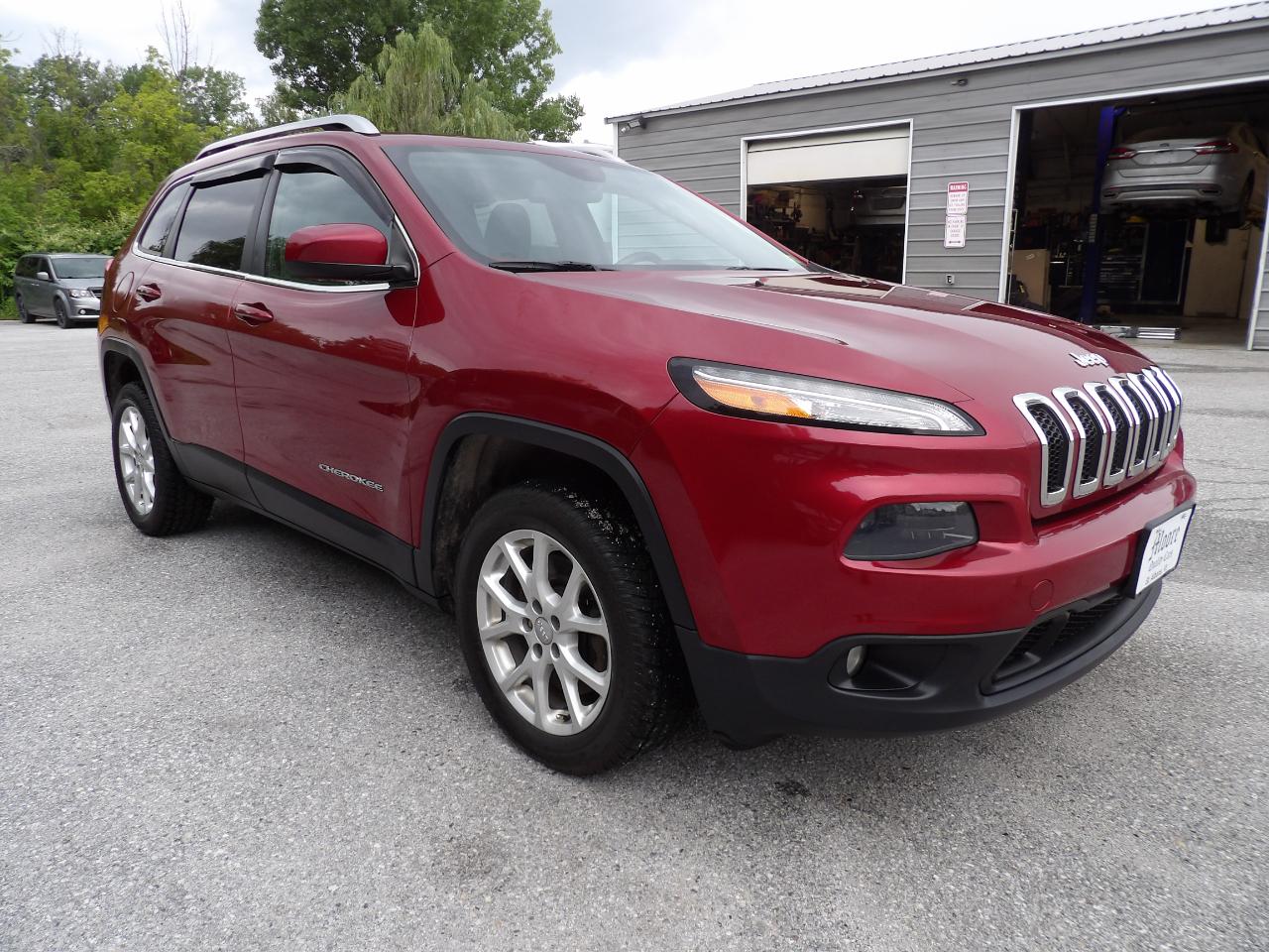 Jeep Cherokee 4WD 4dr Latitude 2015
