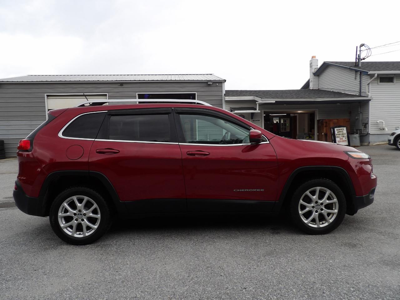 Jeep Cherokee 4WD 4dr Latitude 2015