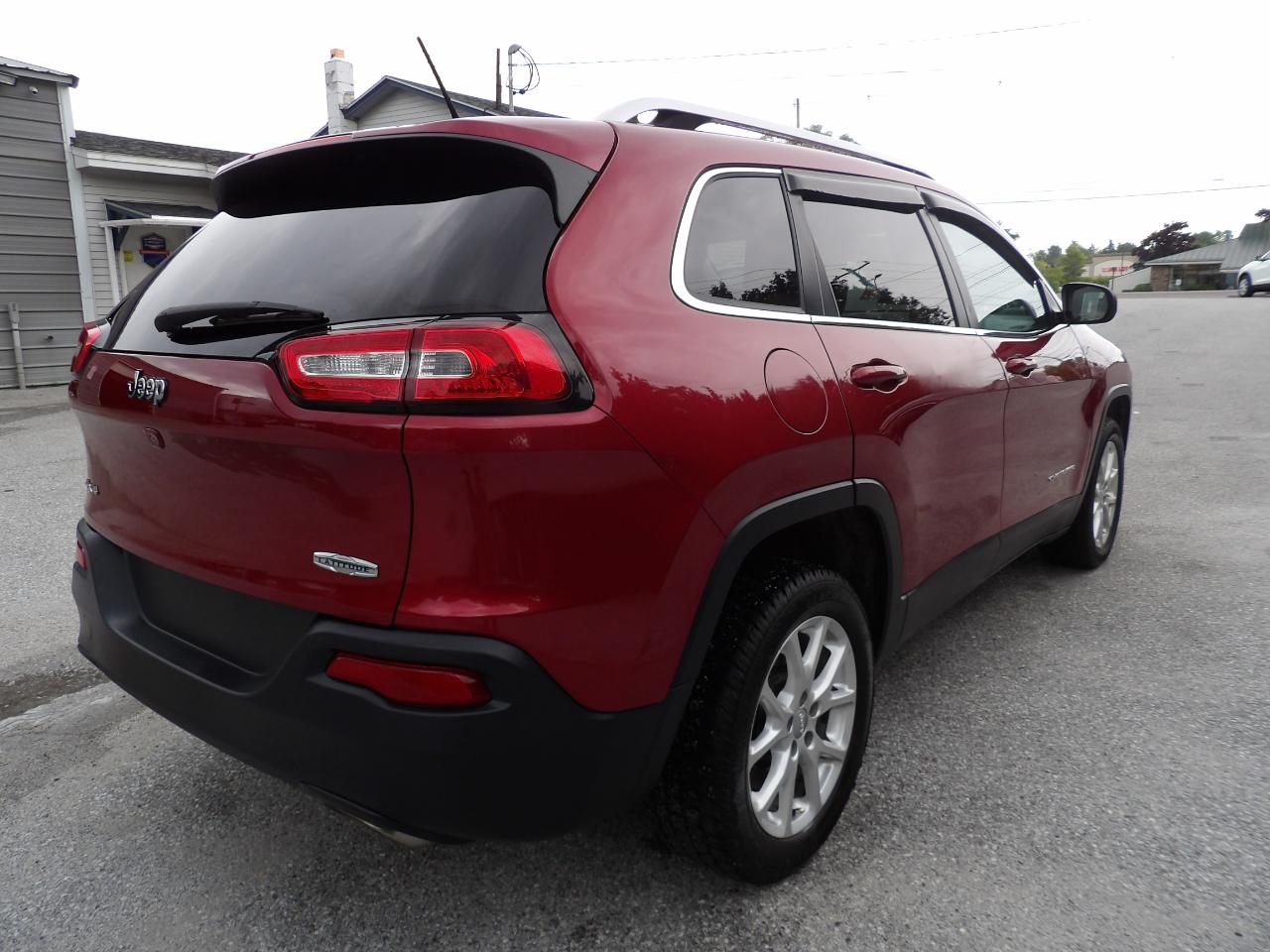 Jeep Cherokee 4WD 4dr Latitude 2015