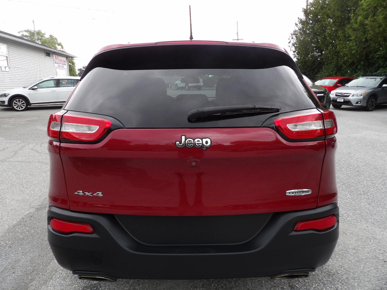 Jeep Cherokee 4WD 4dr Latitude 2015