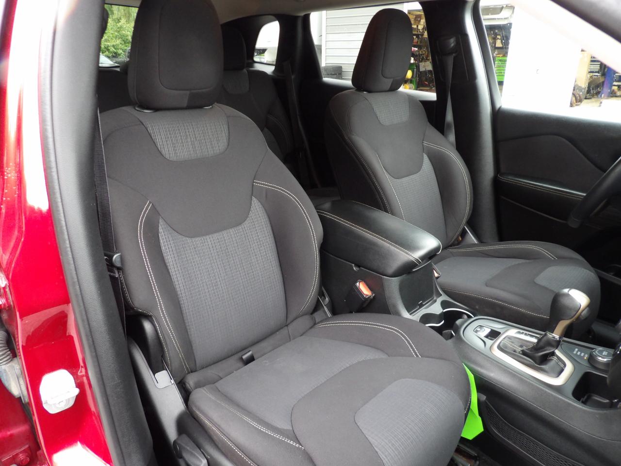 Jeep Cherokee 4WD 4dr Latitude 2015