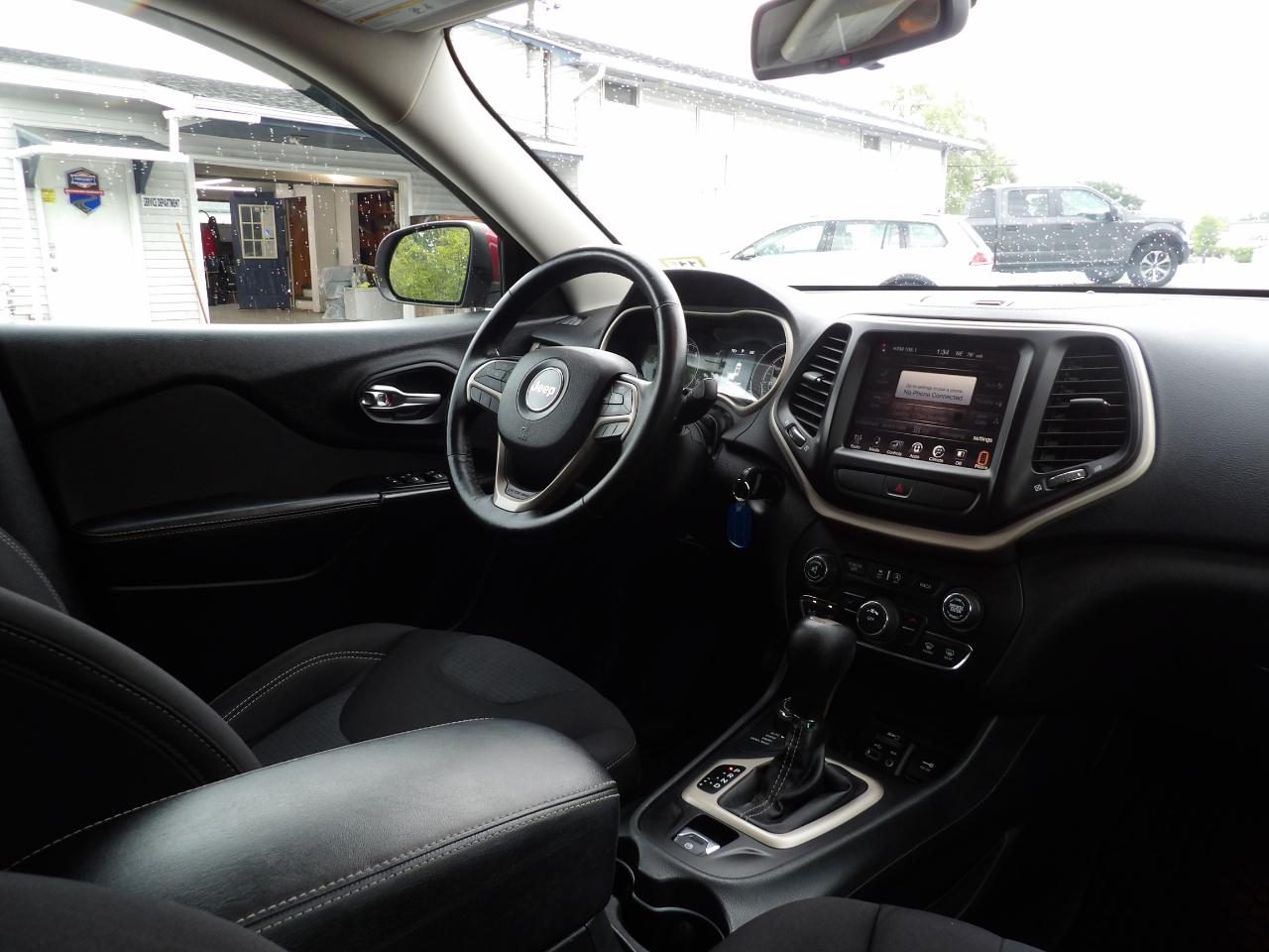 Jeep Cherokee 4WD 4dr Latitude 2015