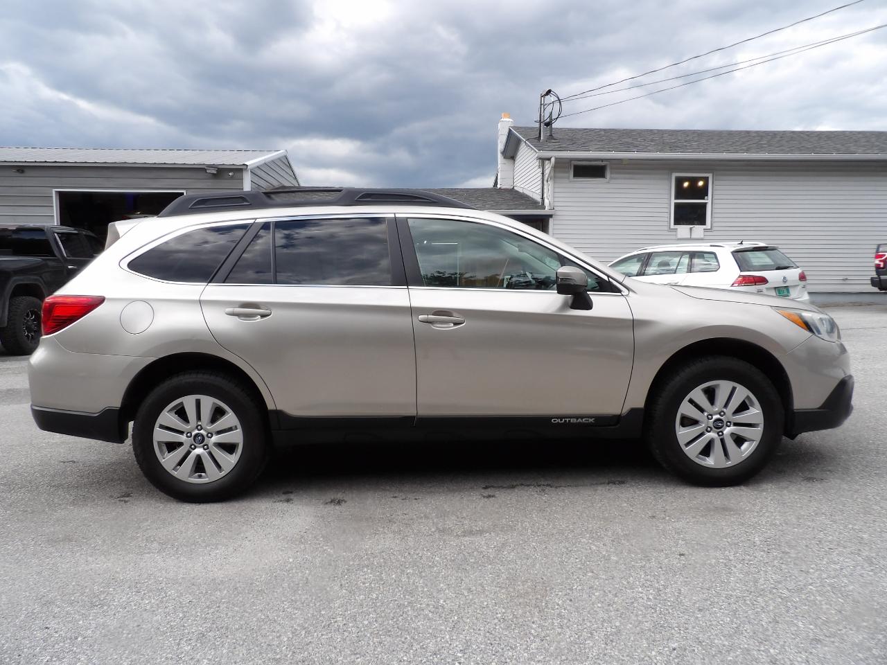 Subaru Outback 2.5i Premium 2017
