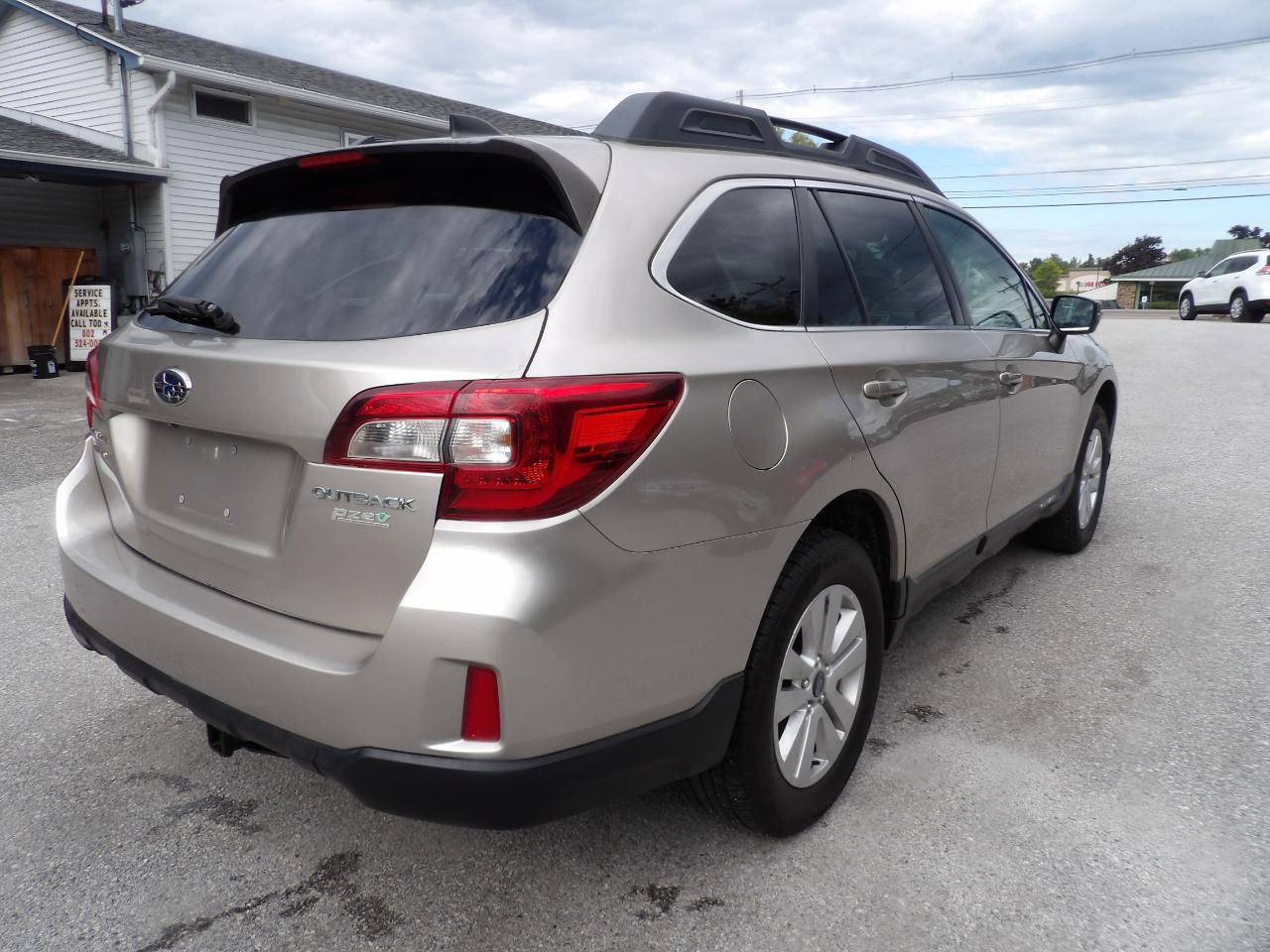 Subaru Outback 2.5i Premium 2017