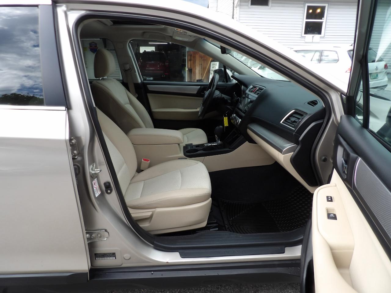 Subaru Outback 2.5i Premium 2017