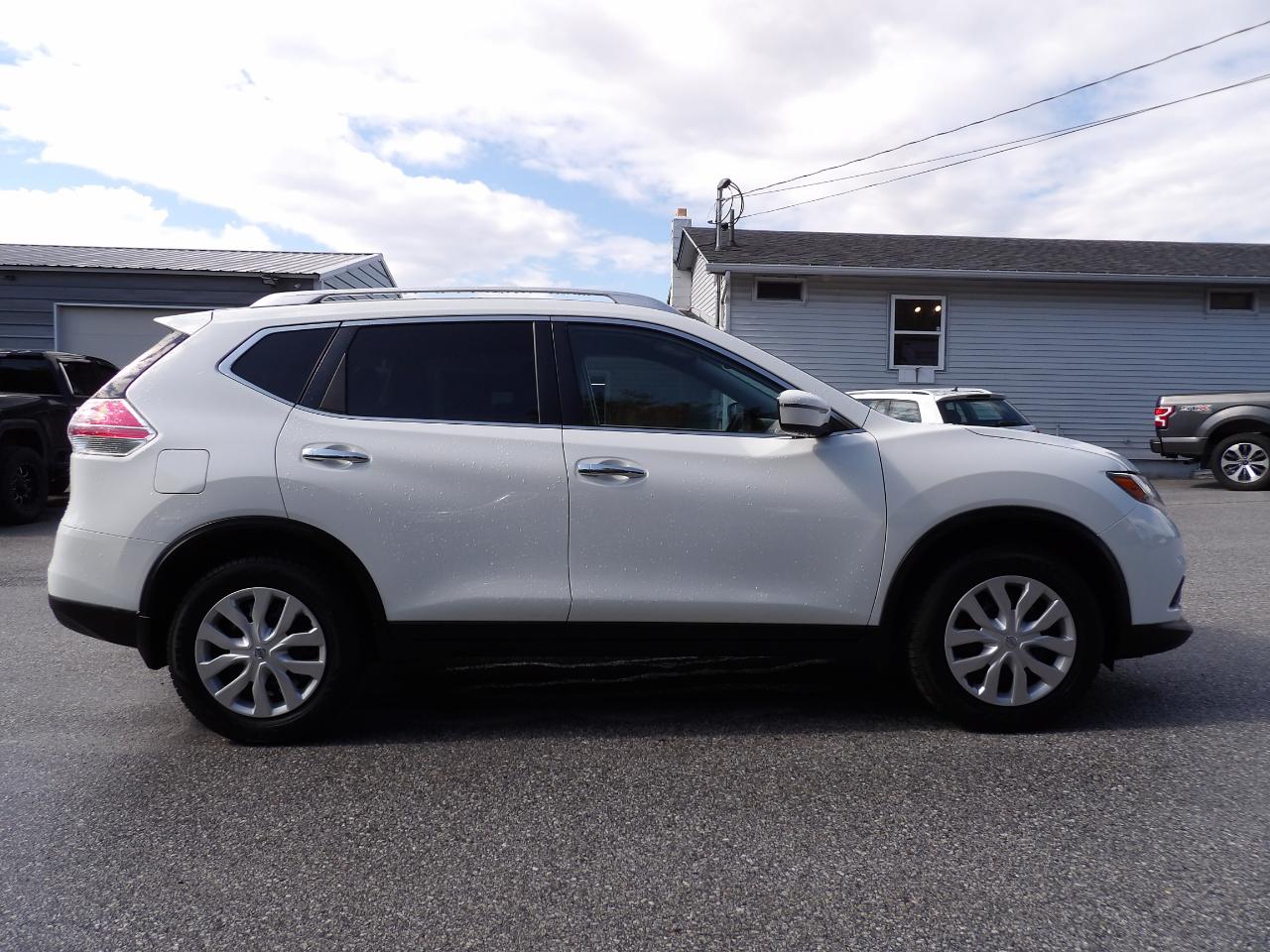 Nissan Rogue AWD 4dr S 2016