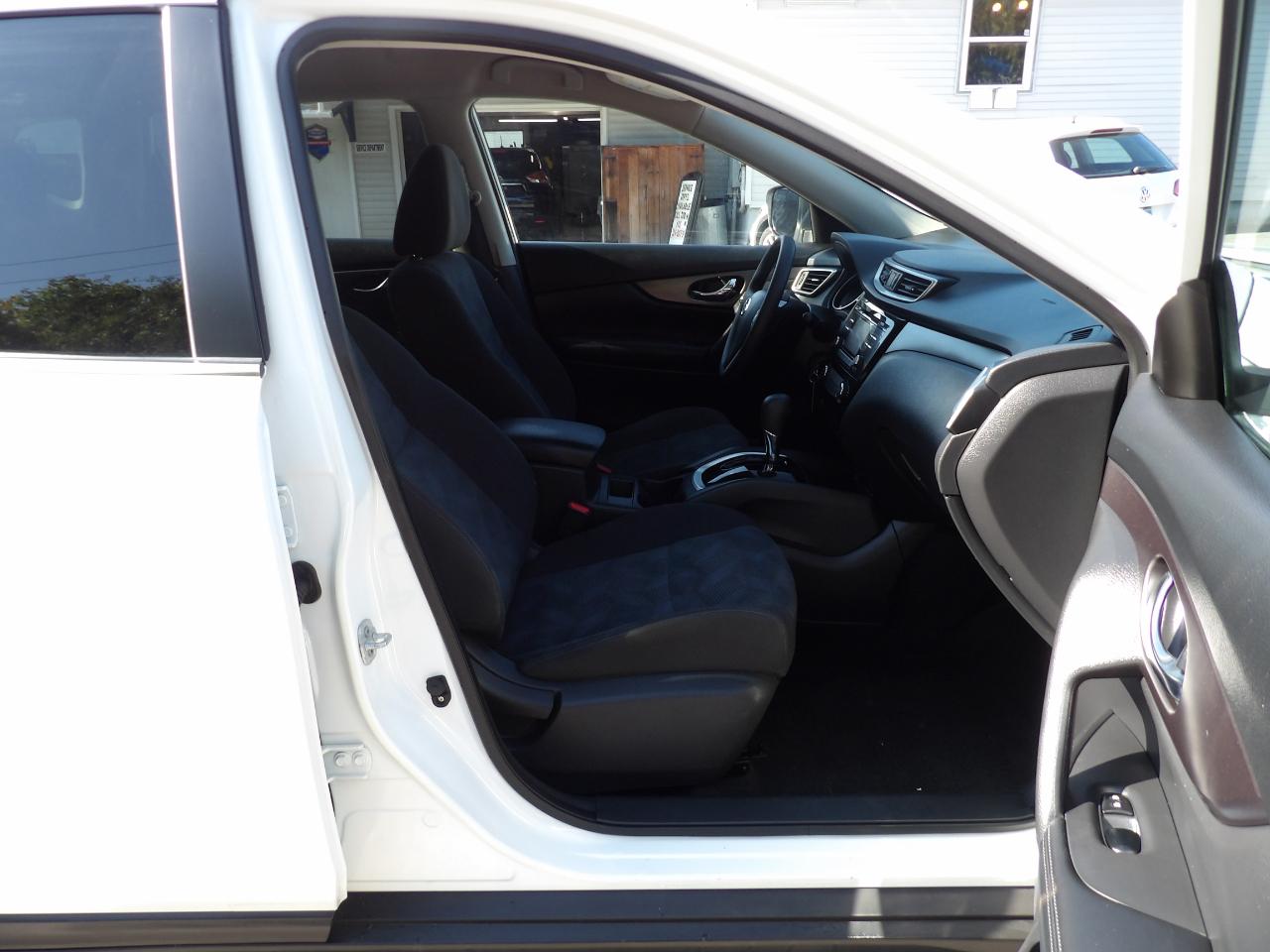 Nissan Rogue AWD 4dr S 2016