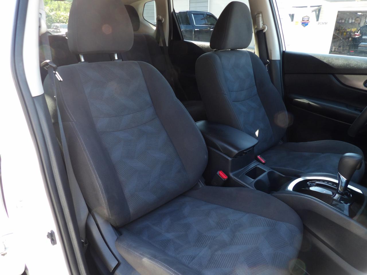 Nissan Rogue AWD 4dr S 2016