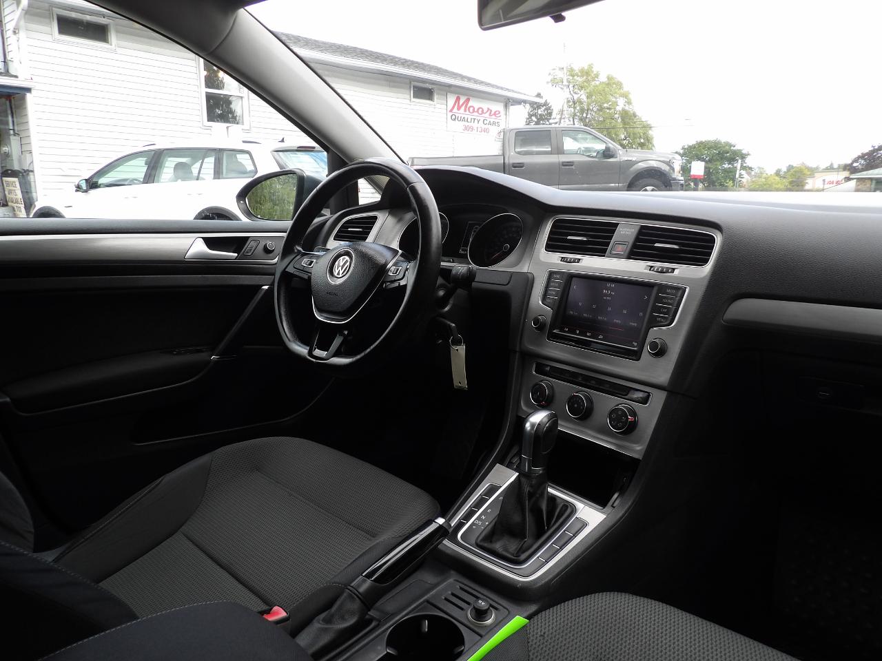 Volkswagen Golf SportWagen 4dr Auto TSI S 2016