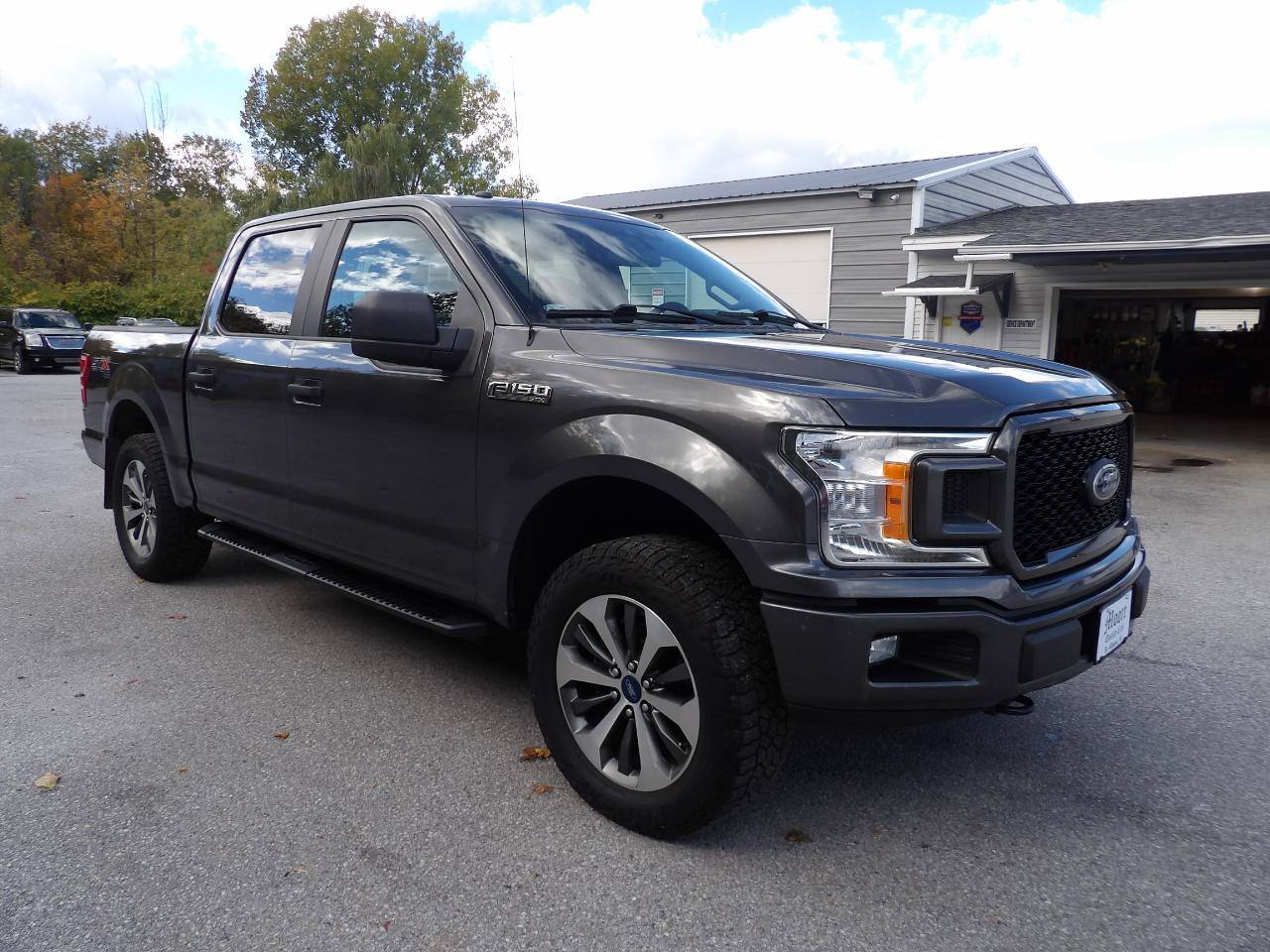Ford F-150 photo 4