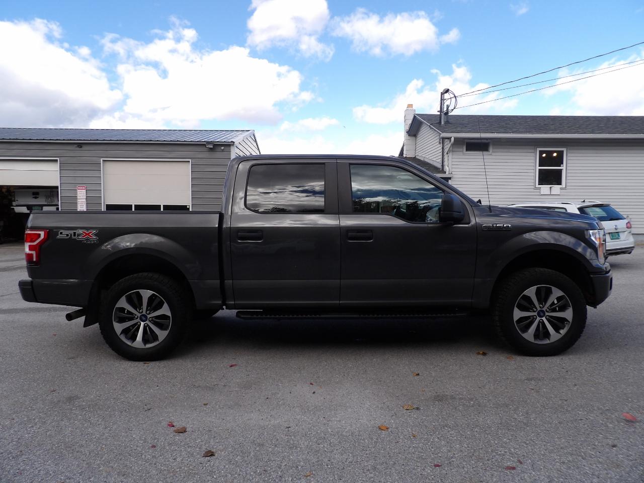 Ford F-150 photo 5