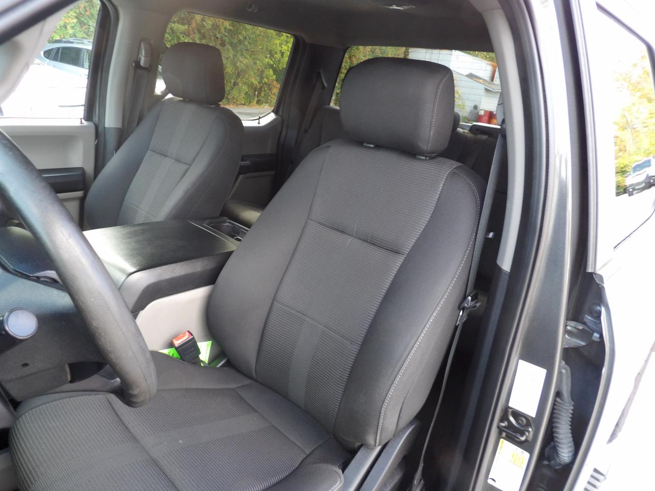 Ford F-150 photo 10