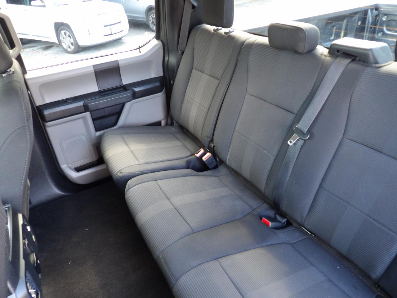 Ford F-150 photo 13