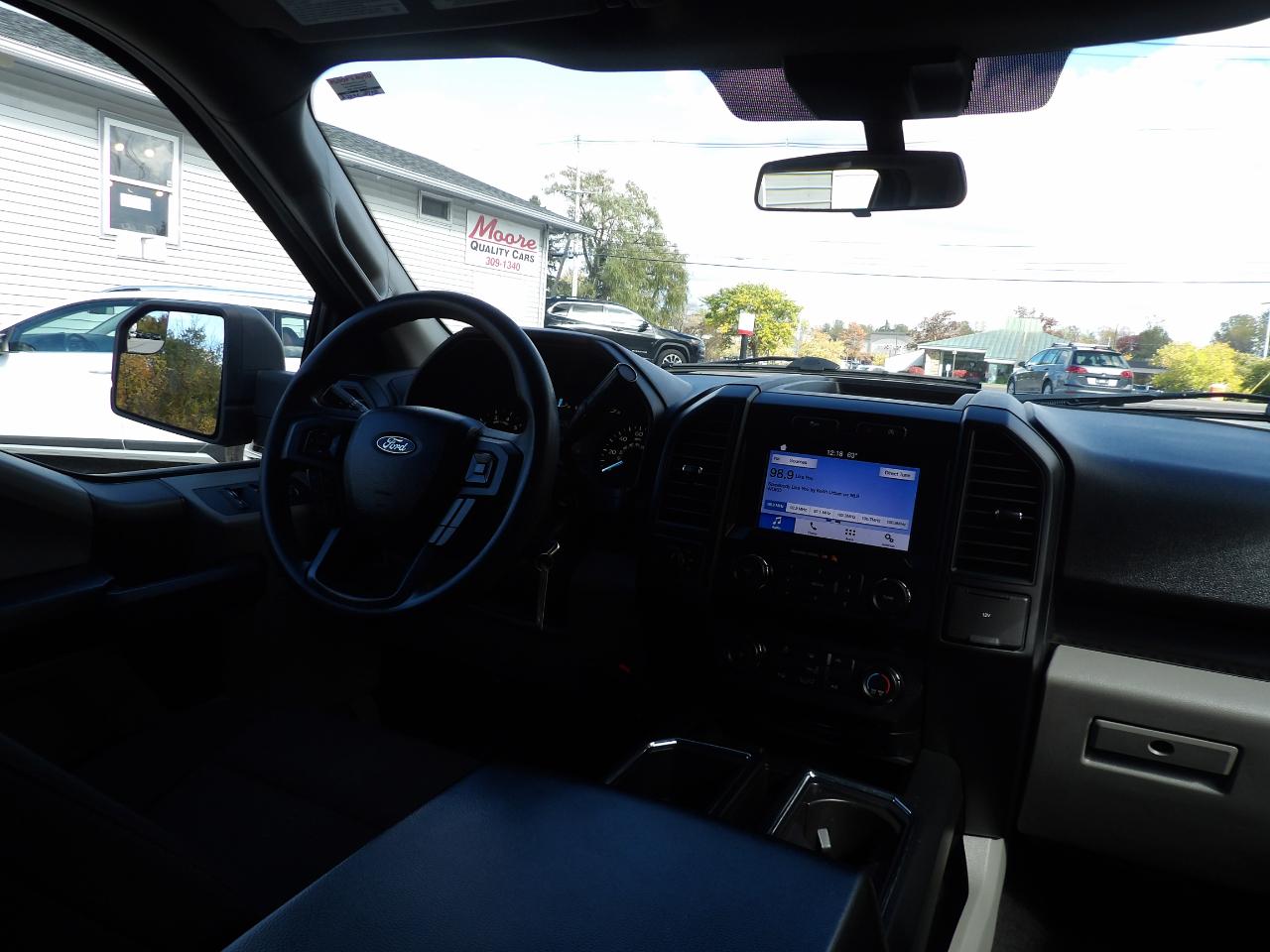 Ford F-150 photo 17