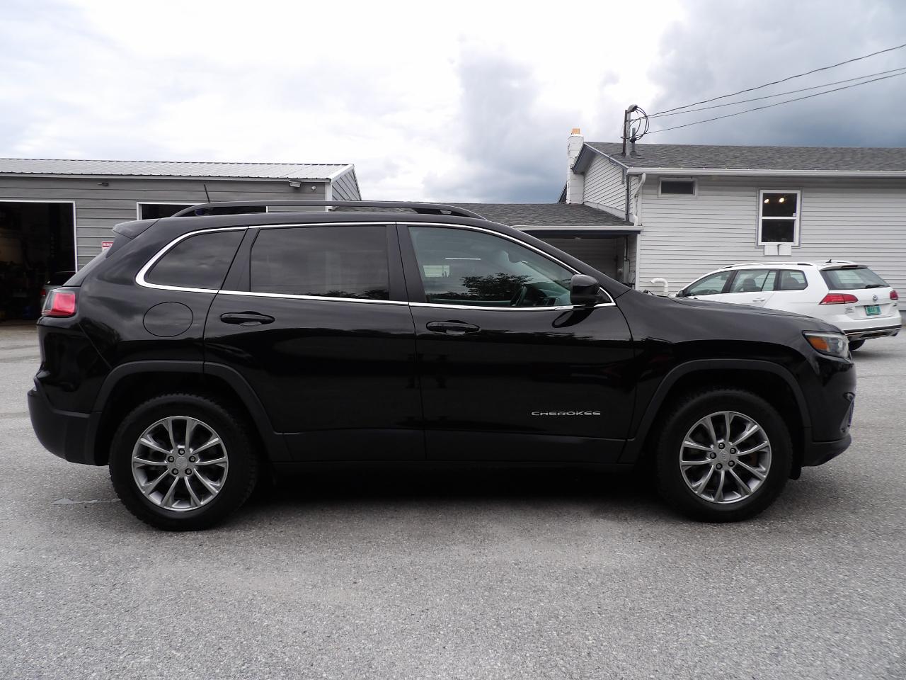 Jeep Cherokee Latitude Lux 4x4 2022