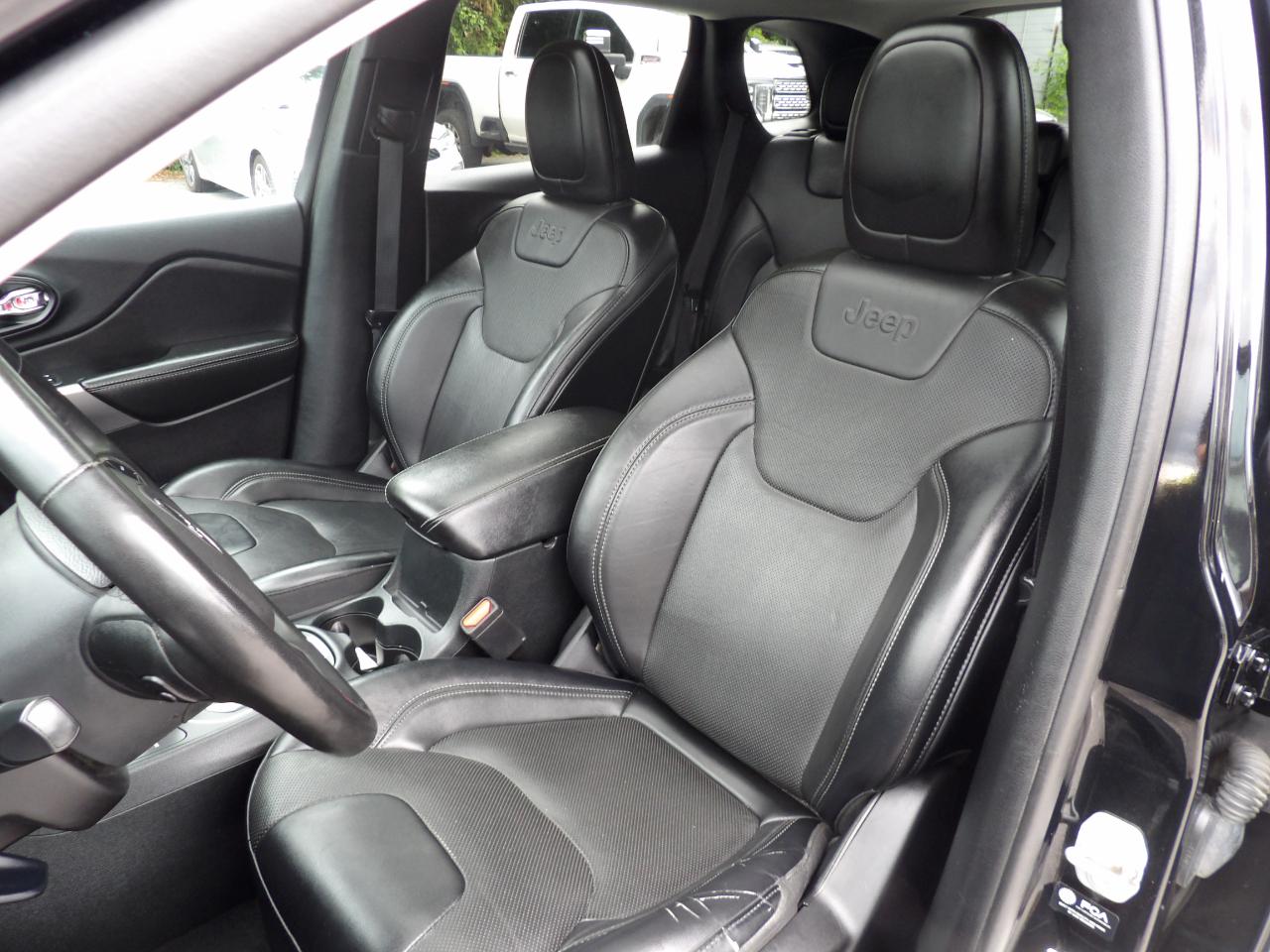 Jeep Cherokee Latitude Lux 4x4 2022