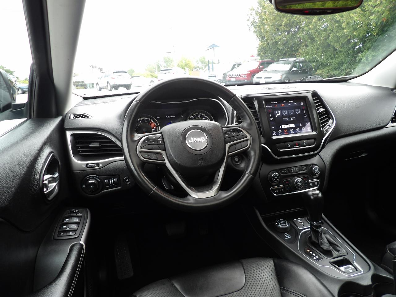 Jeep Cherokee Latitude Lux 4x4 2022