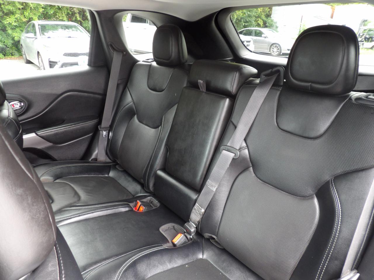 Jeep Cherokee Latitude Lux 4x4 2022