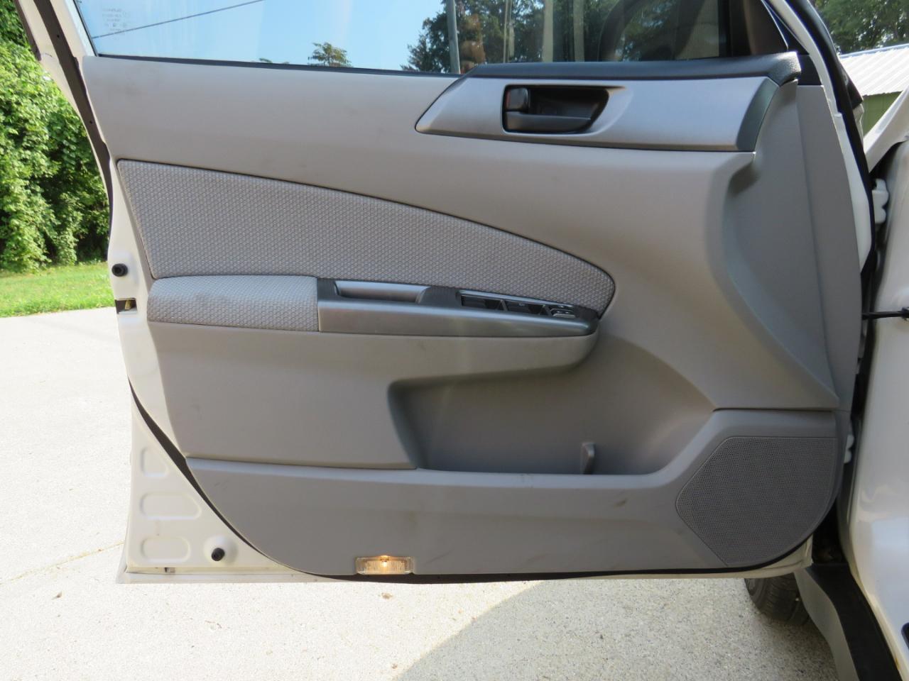 Subaru Forester 2.5X 2013