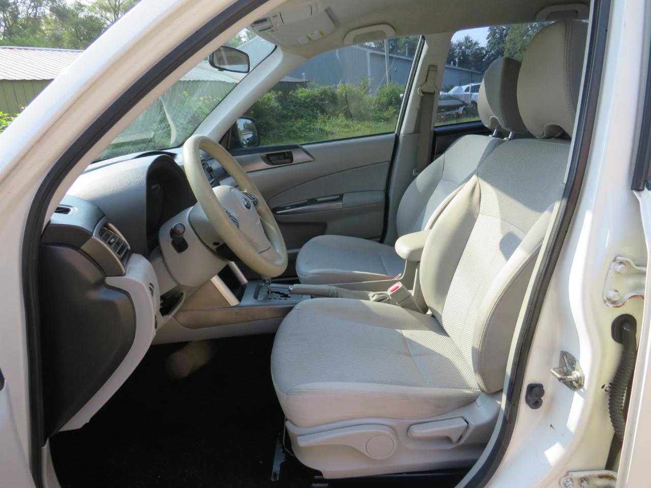 Subaru Forester 2.5X 2013
