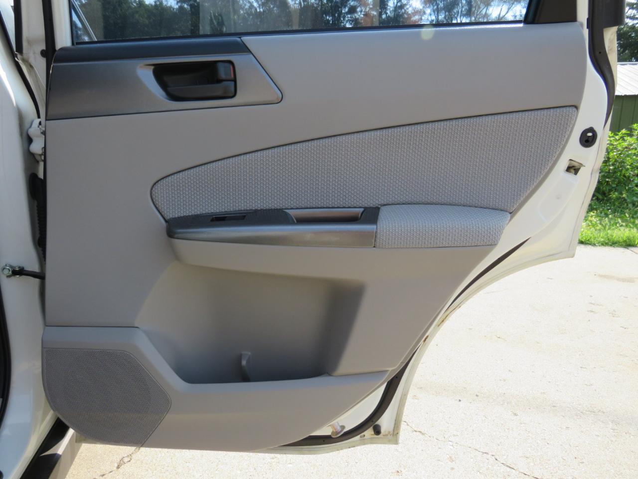 Subaru Forester 2.5X 2013