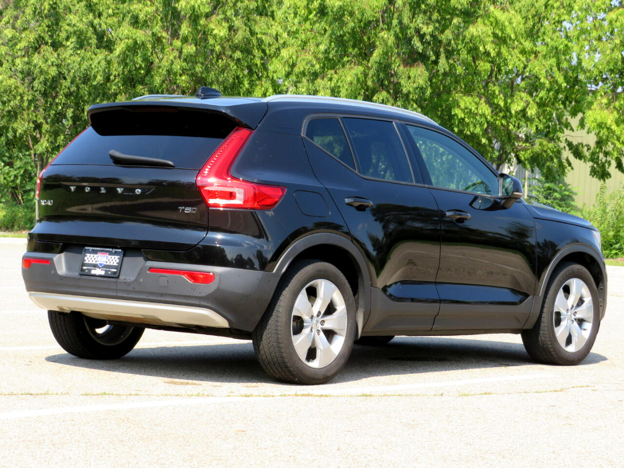 2021 Volvo XC40 T5 Momentum AWD photo 7