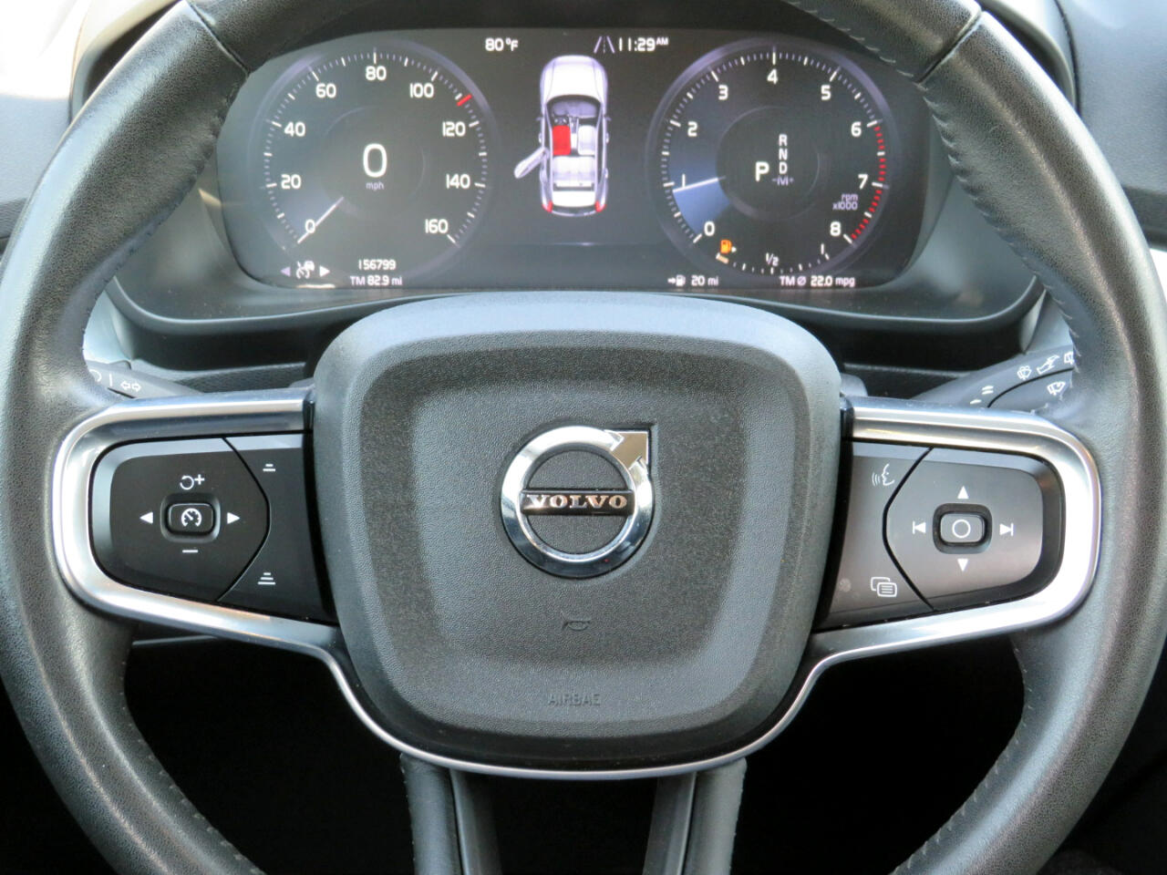 2021 Volvo XC40 T5 Momentum AWD photo 11