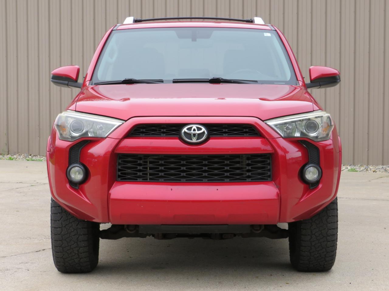 Toyota 4Runner SR5 4WD 2014