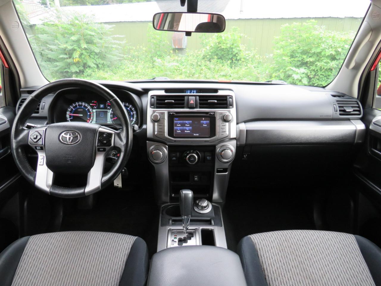 Toyota 4Runner SR5 4WD 2014