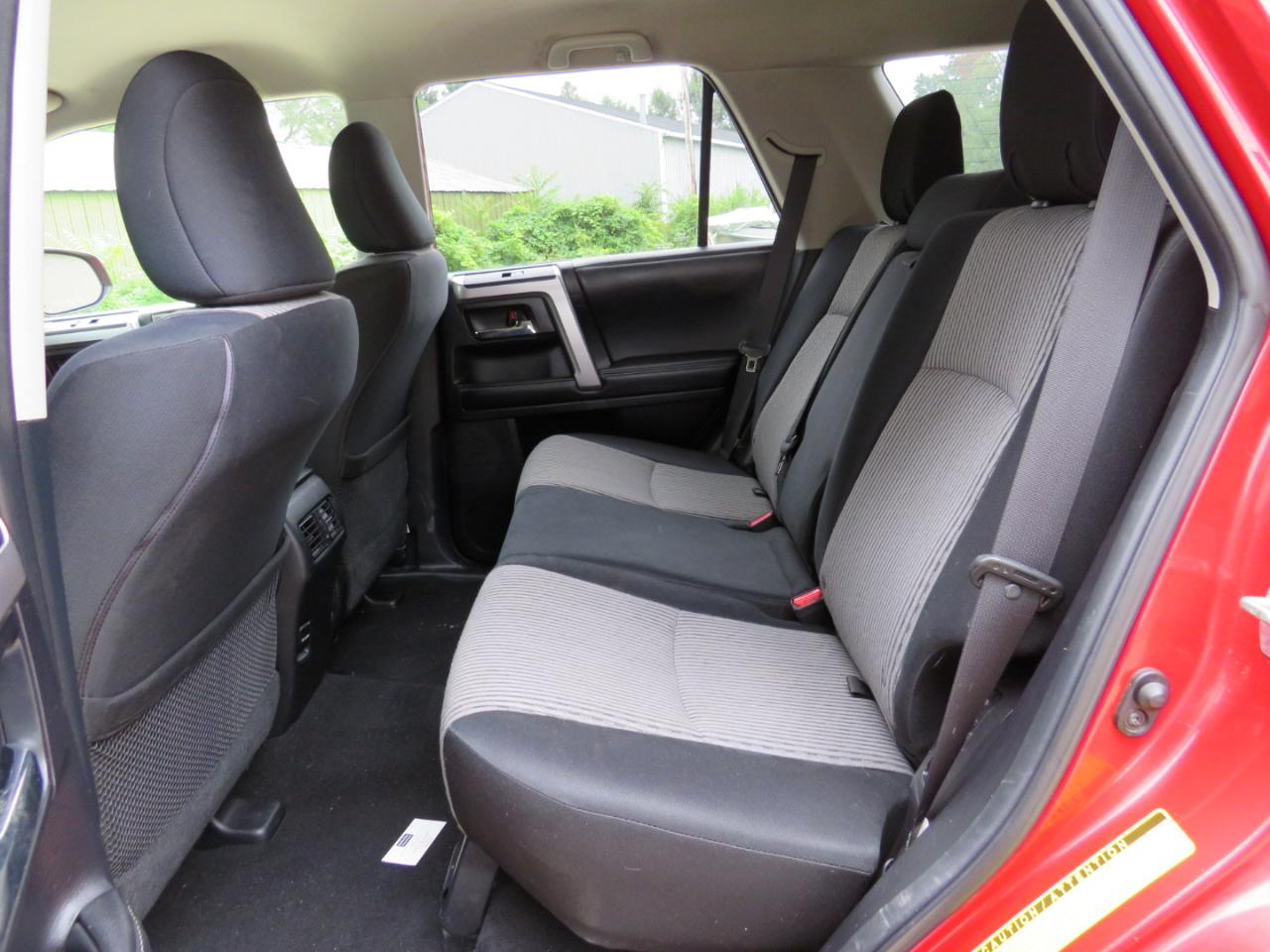 Toyota 4Runner SR5 4WD 2014