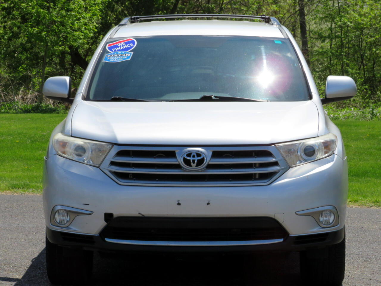 2011 Toyota Highlander Base photo 2