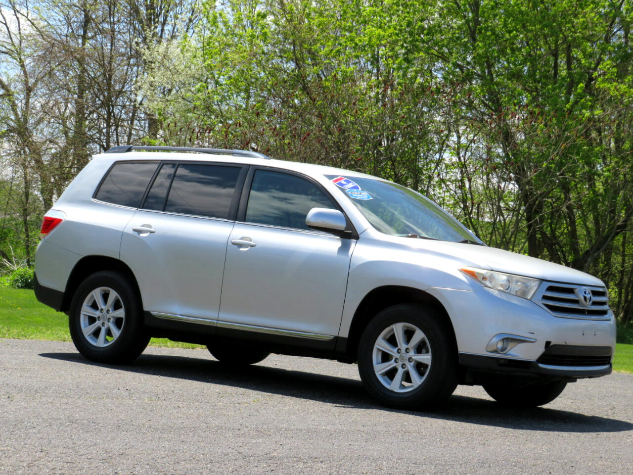 2011 Toyota Highlander Base photo 8