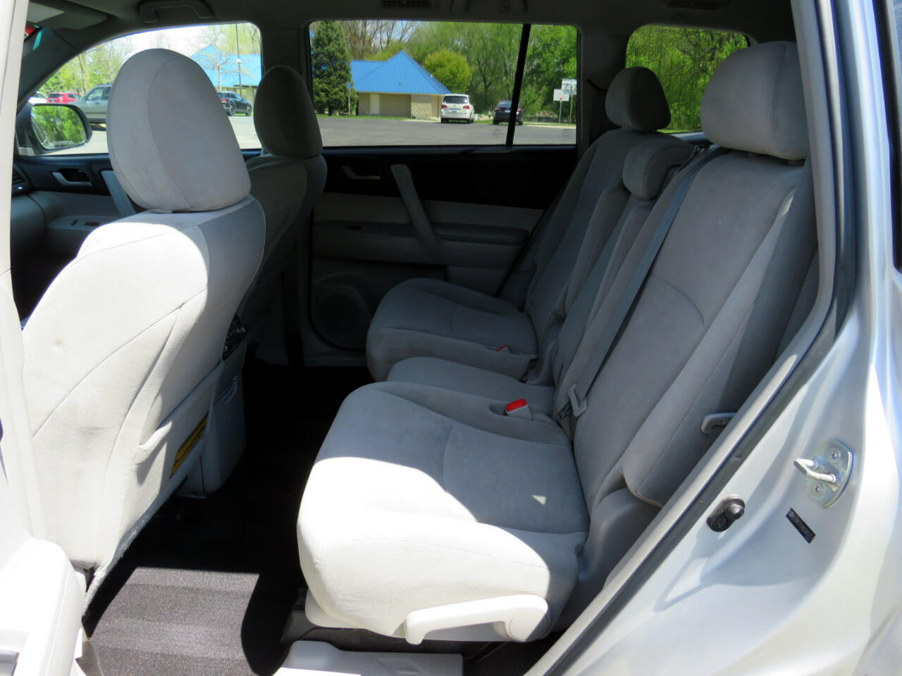 2011 Toyota Highlander Base photo 20