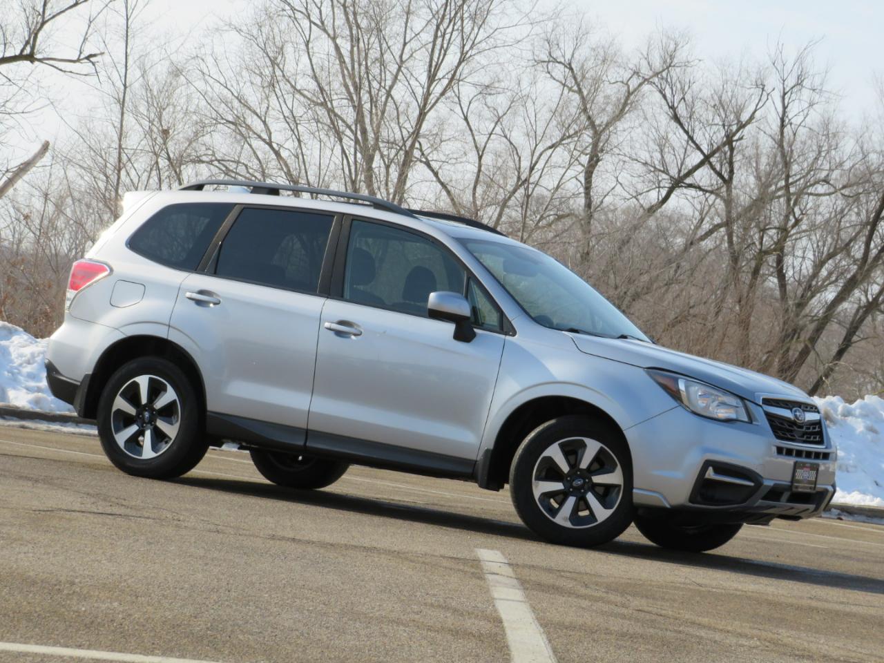 Subaru Forester 2.5i Premium PZEV CVT 2017