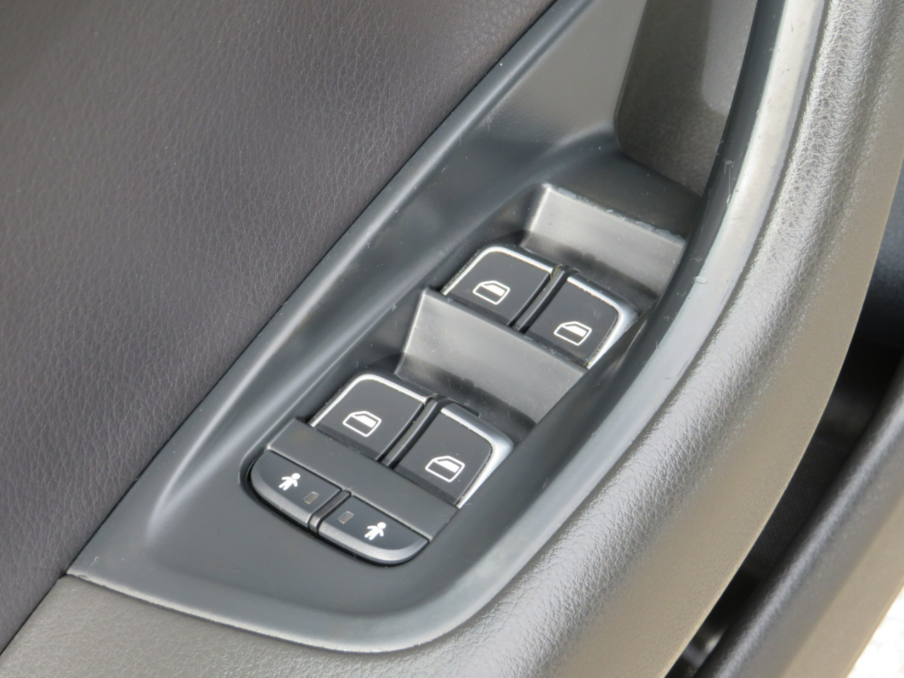 2013 Audi A6 Quattro Premium Plus photo 18