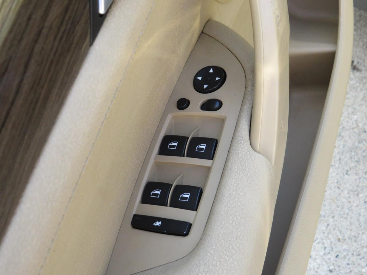 2015 BMW X1 28i - Photo 19