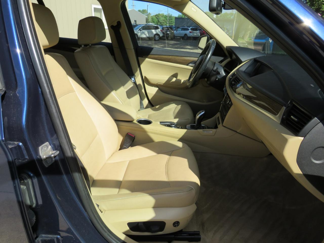 2015 BMW X1 28i - Photo 27