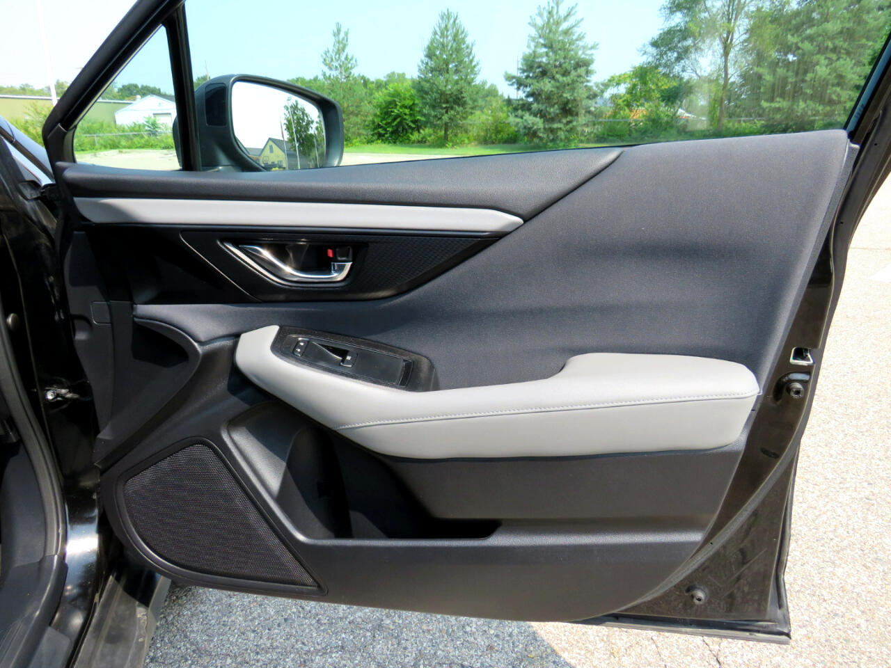 2023 Subaru Outback Premium photo 24