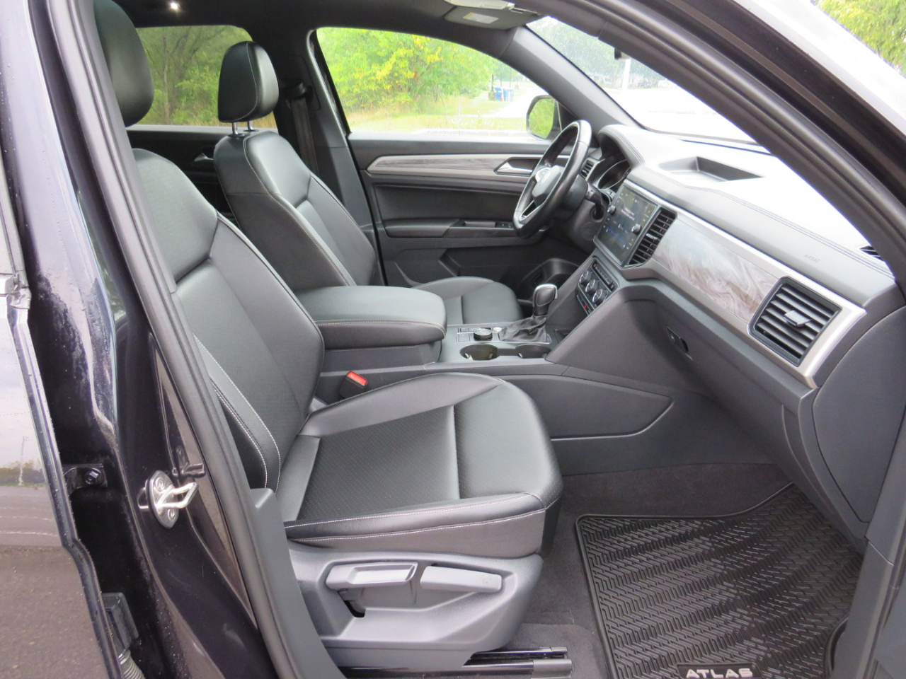 Volkswagen Atlas Cross Sport V6 SE w/Technology 4MOTION 2020 Volkswagen Atlas Cross Sport V6 SE w/Technology 4MOTION 2020