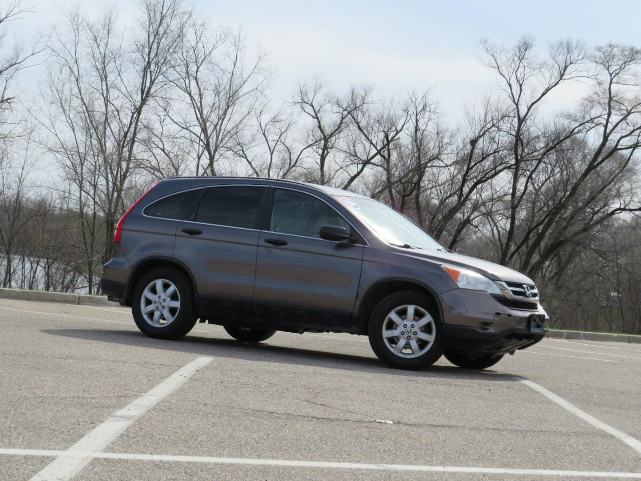 Honda CR-V SE 4WD 5-Speed AT 2011