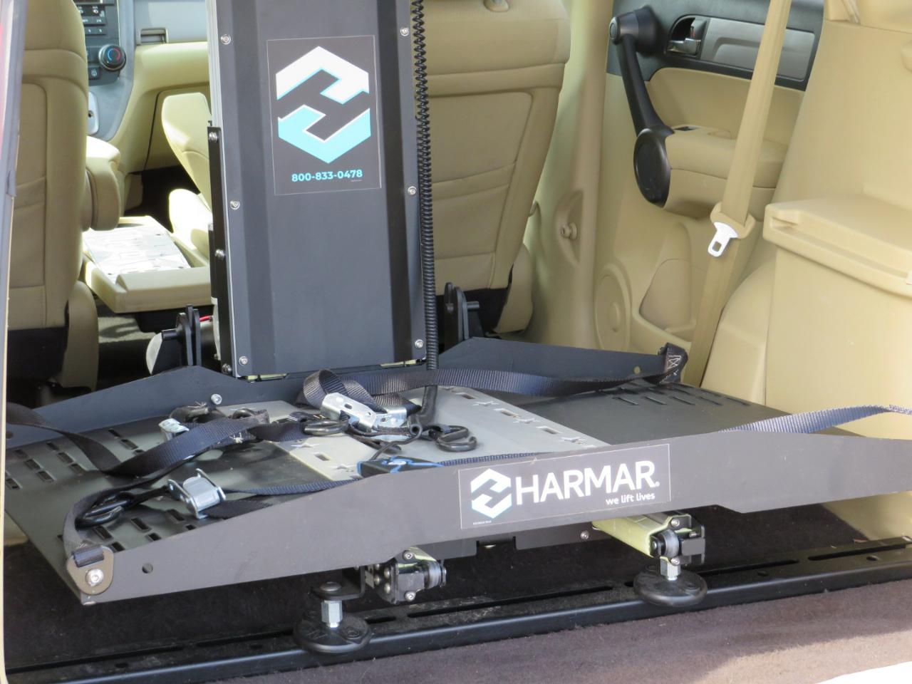 Honda CR-V SE 4WD 5-Speed AT 2011