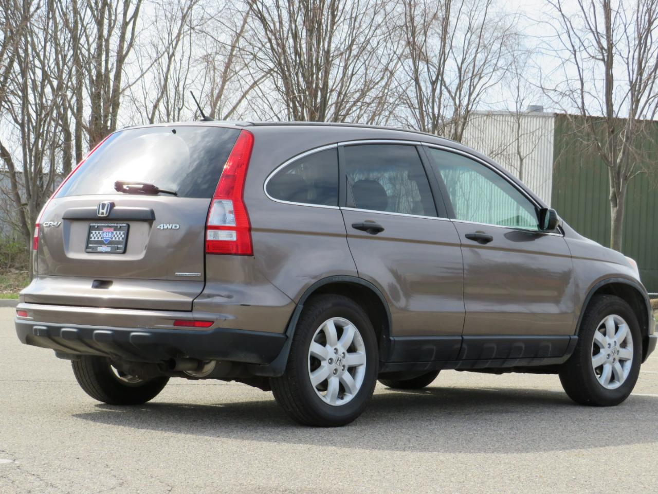Honda CR-V SE 4WD 5-Speed AT 2011
