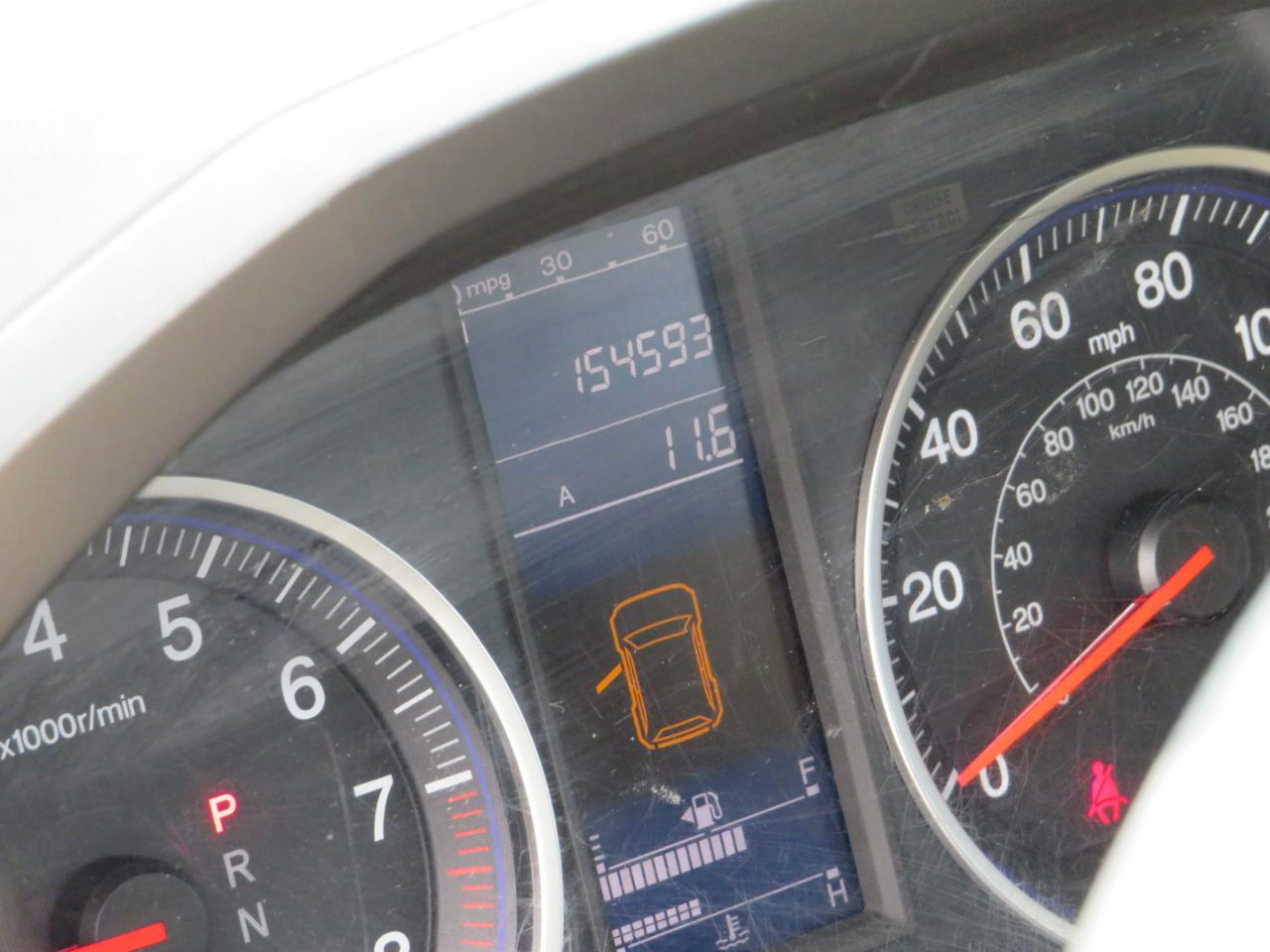 Honda CR-V SE 4WD 5-Speed AT 2011