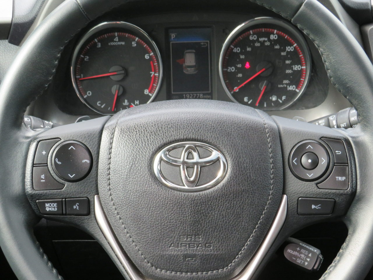 2017 Toyota RAV4 SE photo 11