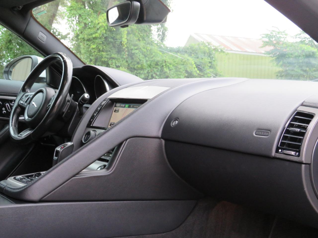 Jaguar F-Type Coupe 2015