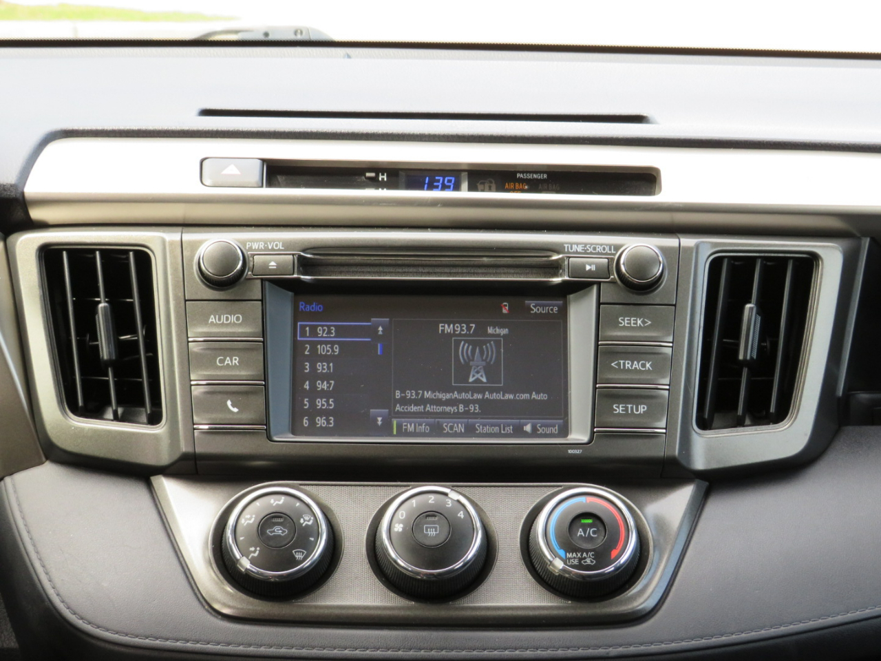 Toyota RAV4 LE FWD 2014 Toyota RAV4 LE FWD 2014