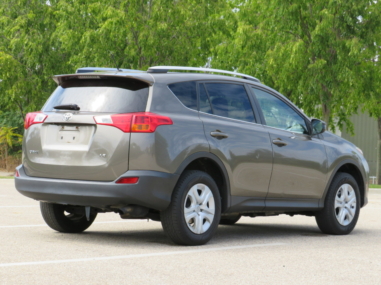 Toyota RAV4 LE FWD 2014 Toyota RAV4 LE FWD 2014